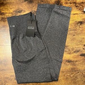 NVGTN Black Speckled Contour Seamless Leggings-M